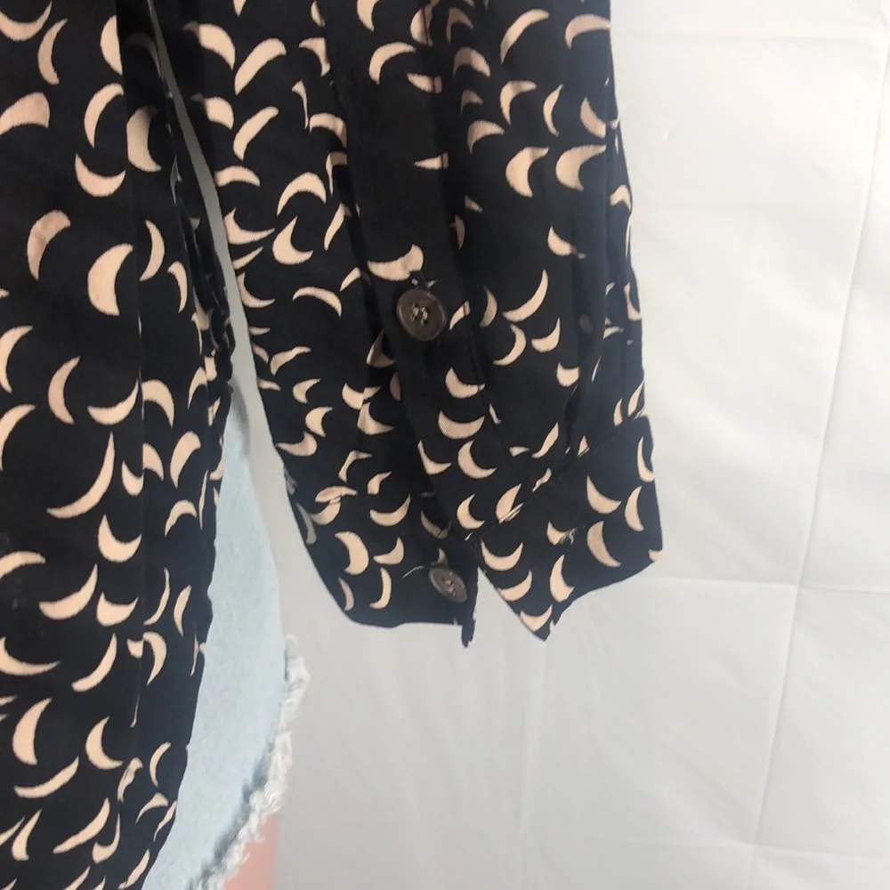 Vince Camuto Medium blouse long sleeve - Picture 11 of 14